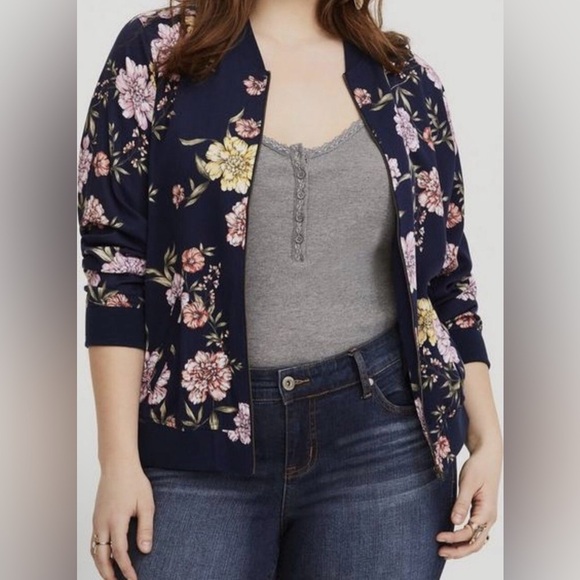 Torrid Women Twill Print Bomber Jacket Floral Navy Blue Soft Rayon Zip - Picture 1 of 16